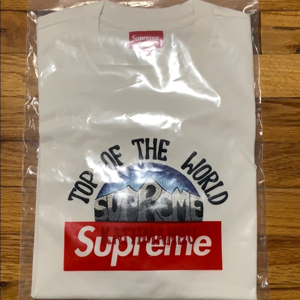 Supreme Tee